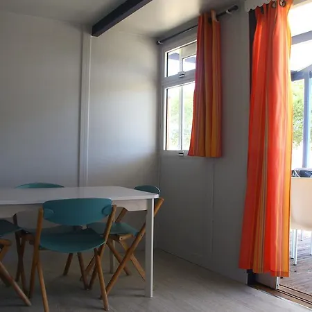 Κάμπινγκ & Torreira